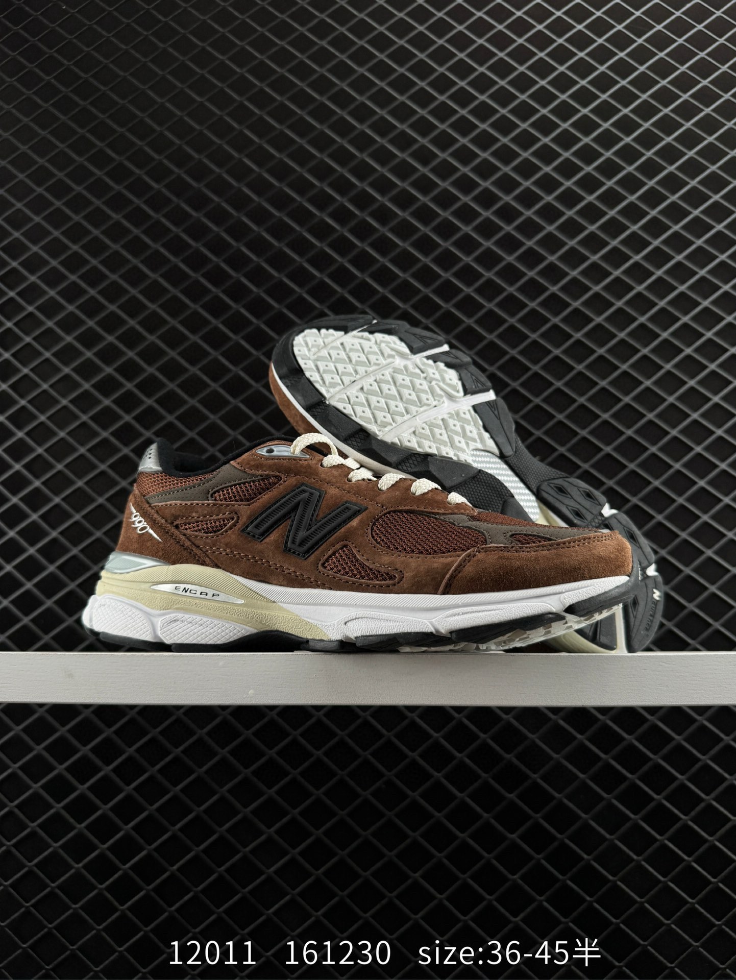 New Balance Made in USA M990V3